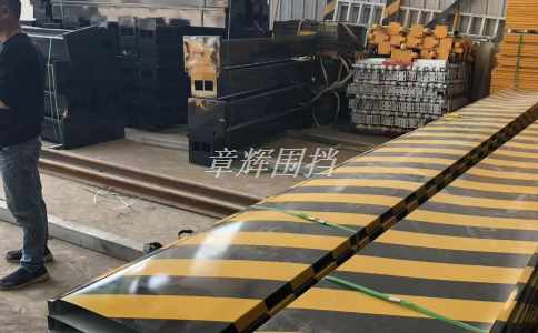 簡(jiǎn)易圍擋在建筑工地周邊的應(yīng)用效果如何？（建筑工地中簡(jiǎn)易圍擋的環(huán)境隔離作用）