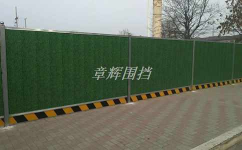 如何消除pvc圍擋所發(fā)出的異味？(去除pvc圍擋異味的技巧)