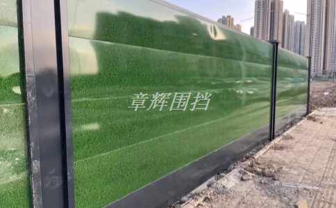 如何通過簡易圍擋來避免家禽出現(xiàn)感染性疾病？（家禽養(yǎng)殖中簡易圍擋的衛(wèi)生隔離方法）