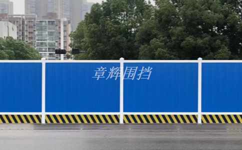 簡(jiǎn)易圍擋的耐久性和壽命如何評(píng)估和維護(hù)？